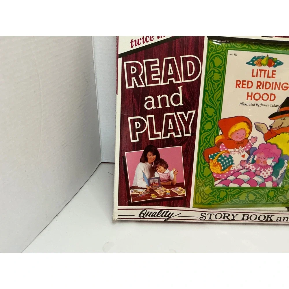 NSI Vintage 1989 Little Red Riding Hood‎ Read and Play Book and Wood Puzzle Set